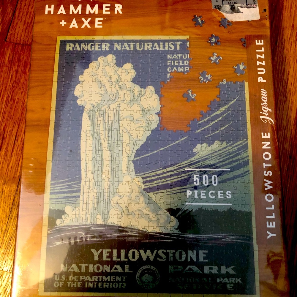 BNWT Hammer + Axe 500 piece Jigsaw Puzzle!